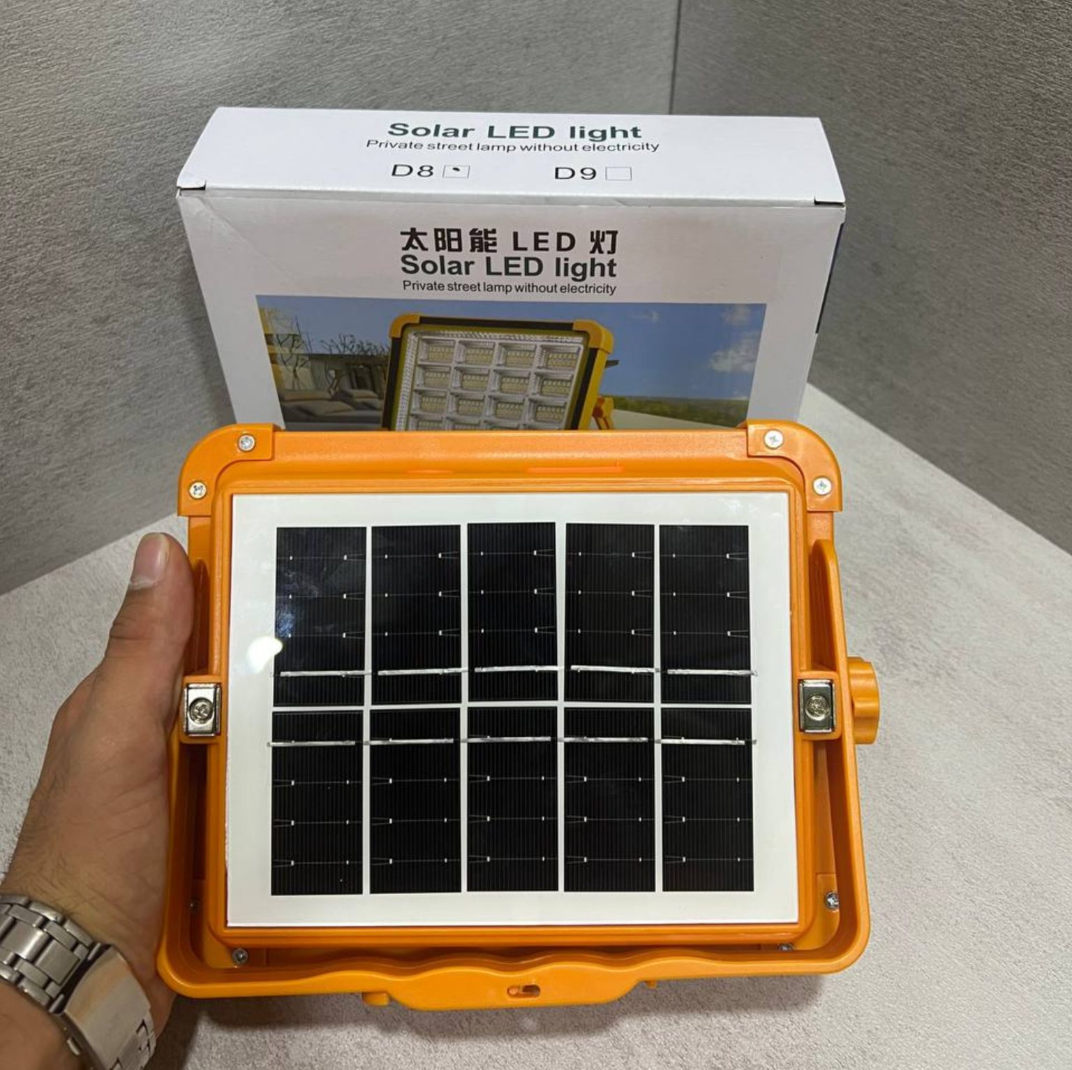 پرژکتور و پاوربانک خورشیدی LED مدل D8